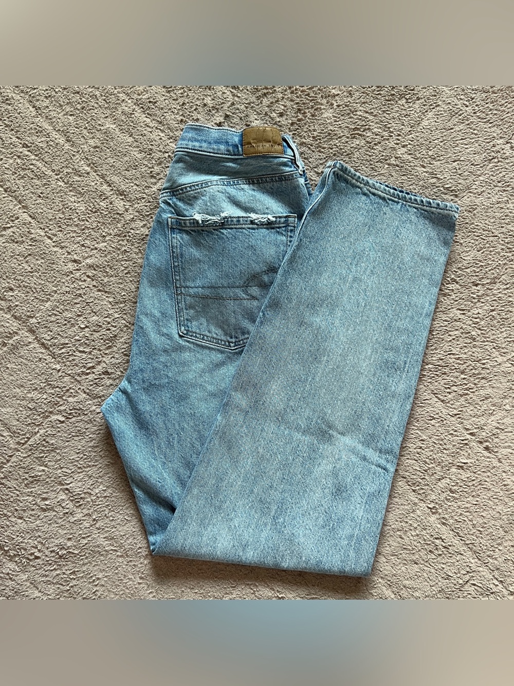 American Eagle High Rise Distressed Straight Leg Jeans Preppy Minimalist Sz 6